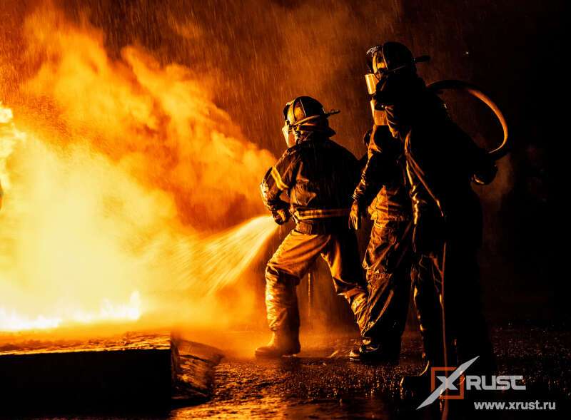 В Тымовском на Сахалине локализовали пожар в жилом доме